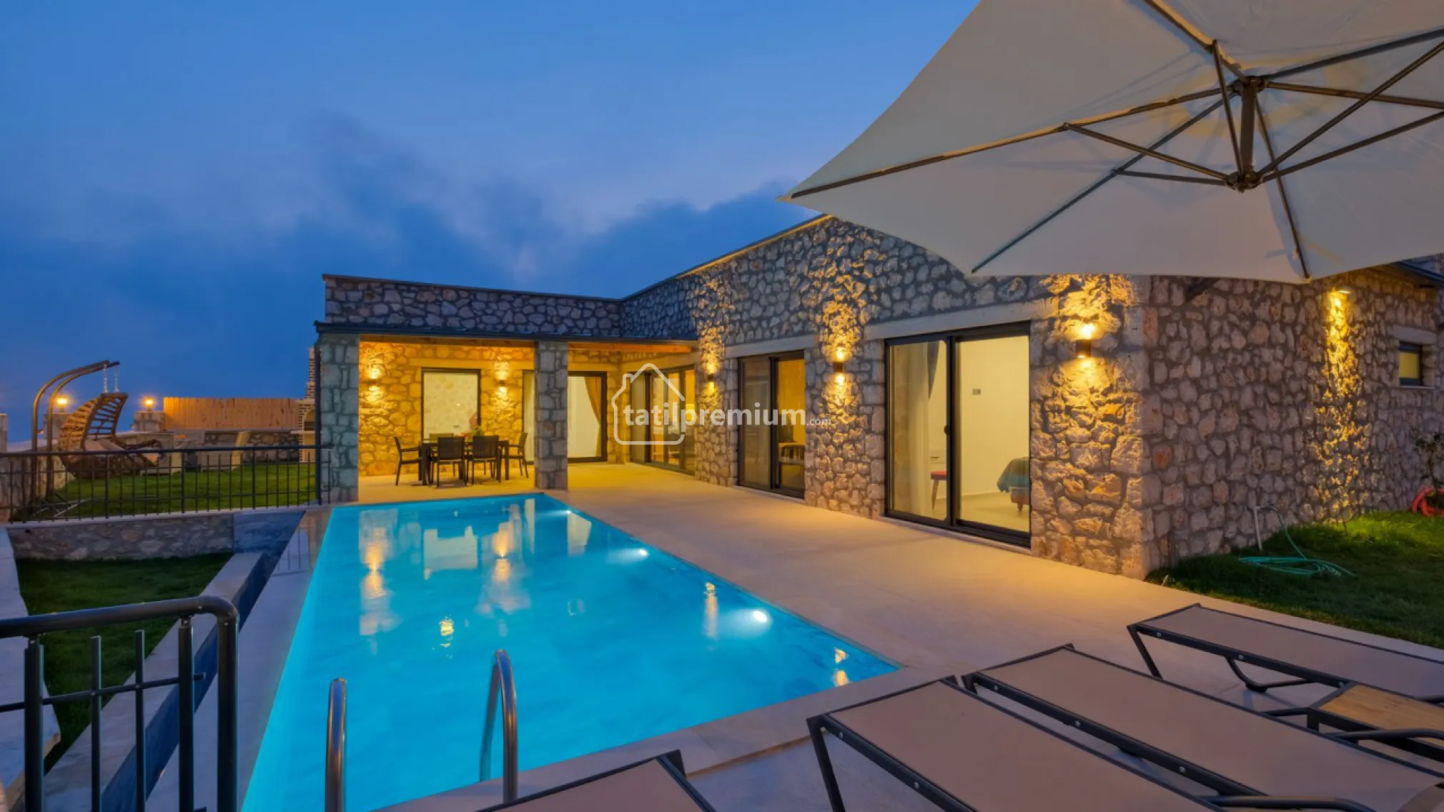 fethiye-seydikemer-doga-manzarali-jakuzili-kiralik-villa-tepe71_208.jpeg