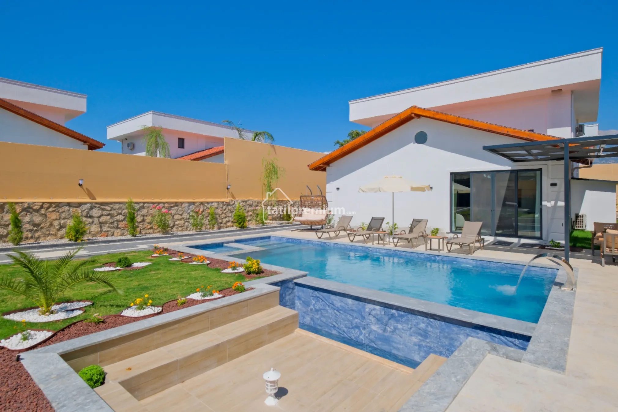 fethiye-seydikemer-kiralik-villa-11-47_362.JPG