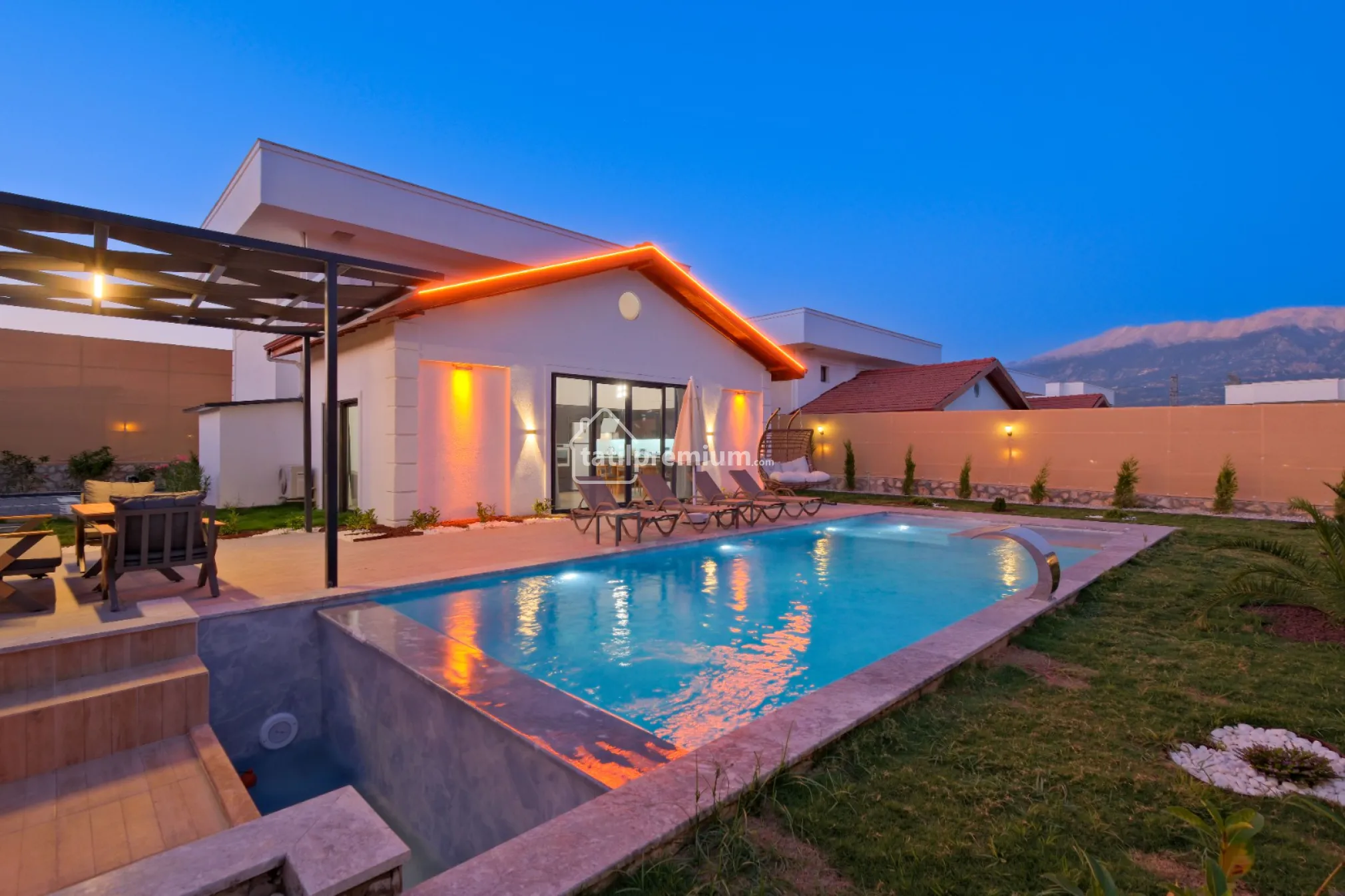 fethiye-seydikemer-kiralik-villa-pak-10-52_920.JPG