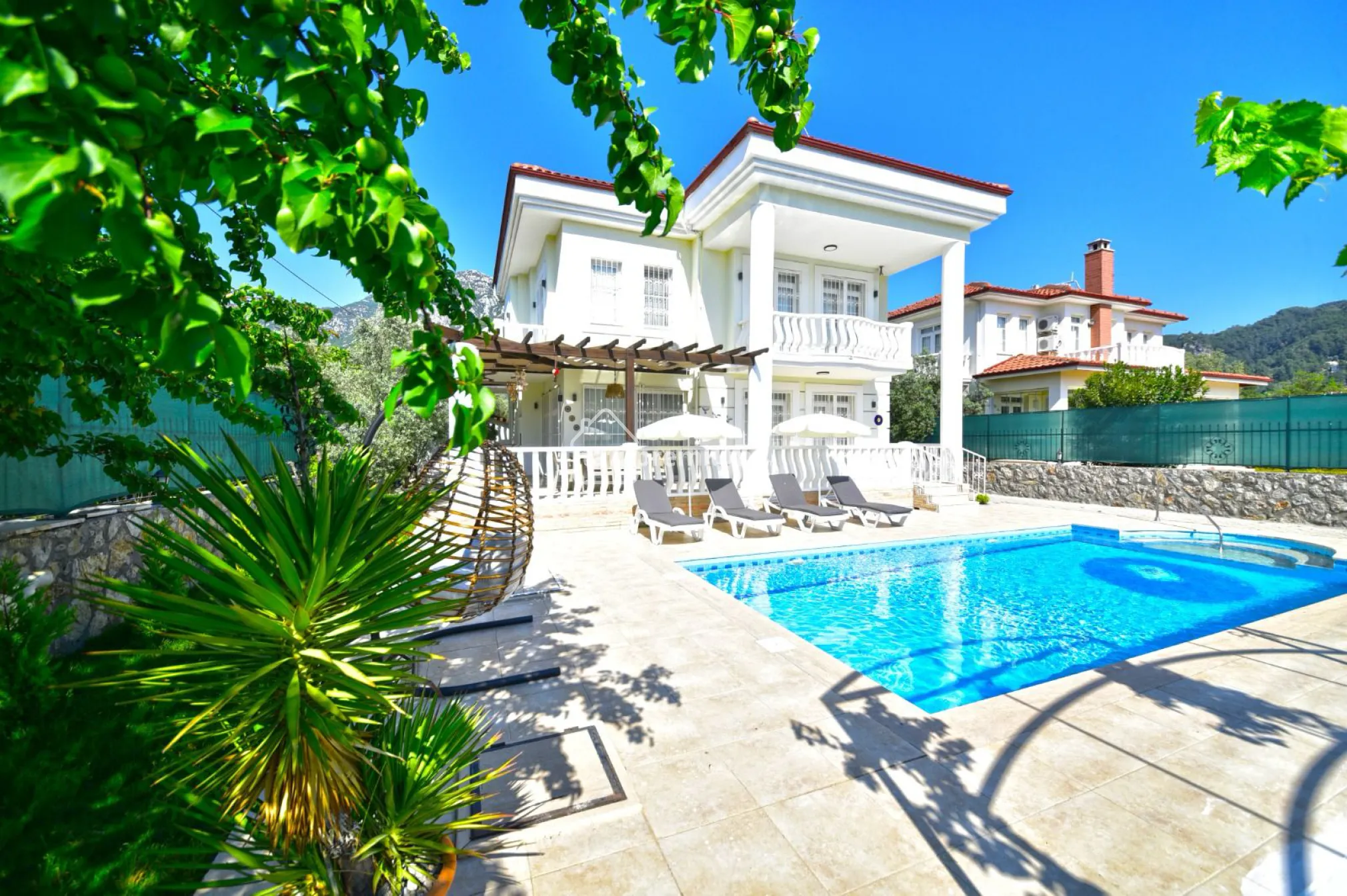 fethiye-yesiluzumlu-kiralik-villa-alya46_815.jpeg
