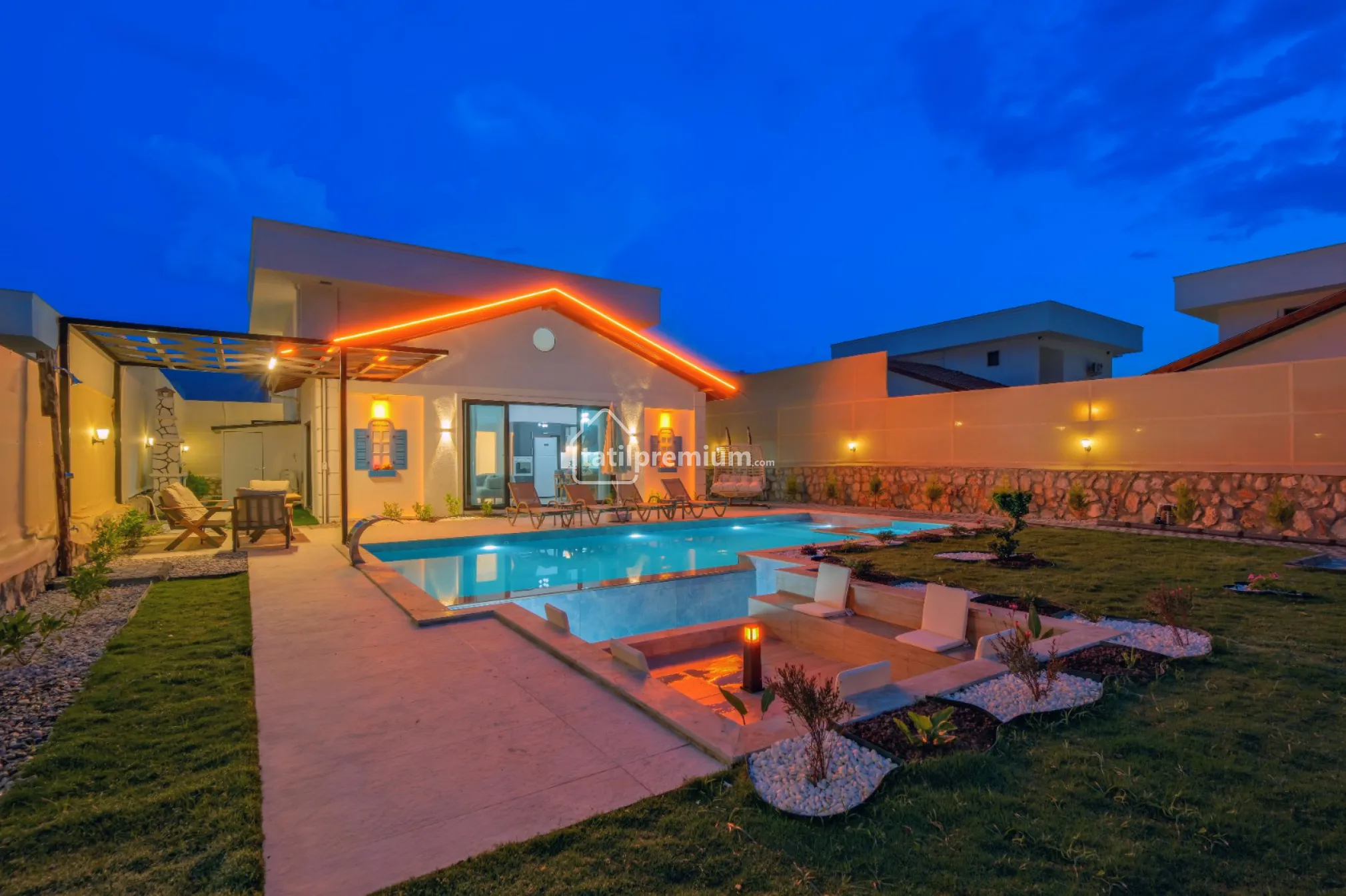 seydikemer-kiralik-villa-pak-10_380.jpg