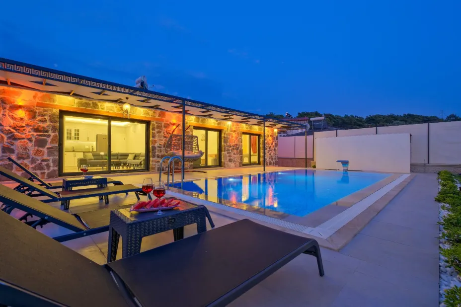 fethiye-kargi-yaniklar-kiralik-villa-yildiz-62_506.jpg