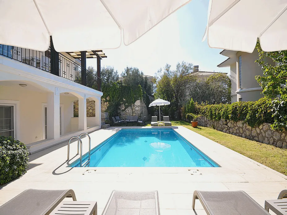 fethiye-oludeniz-kiralik-villa-akasya7-0000_810.jpg