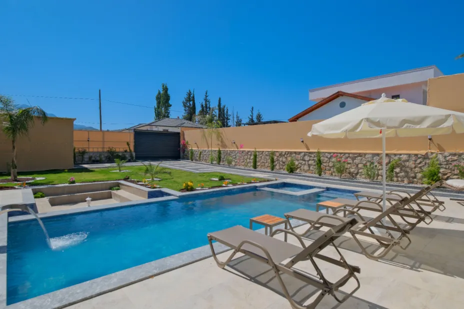 fethiye-seydikemer-kiralik-villa-11-53_789.JPG