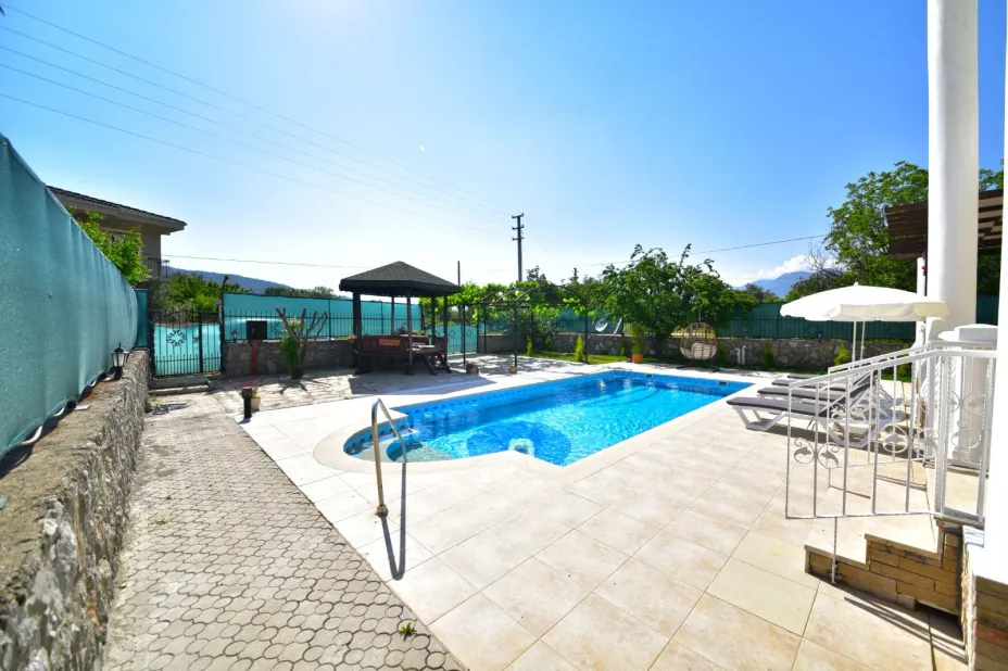 fethiye-yesiluzumlu-kiralik-villa-alya40_231.jpeg