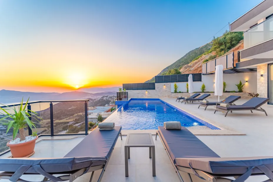 kalkan-deniz-manzarali-kiralik-villa-jade9_243.jpg
