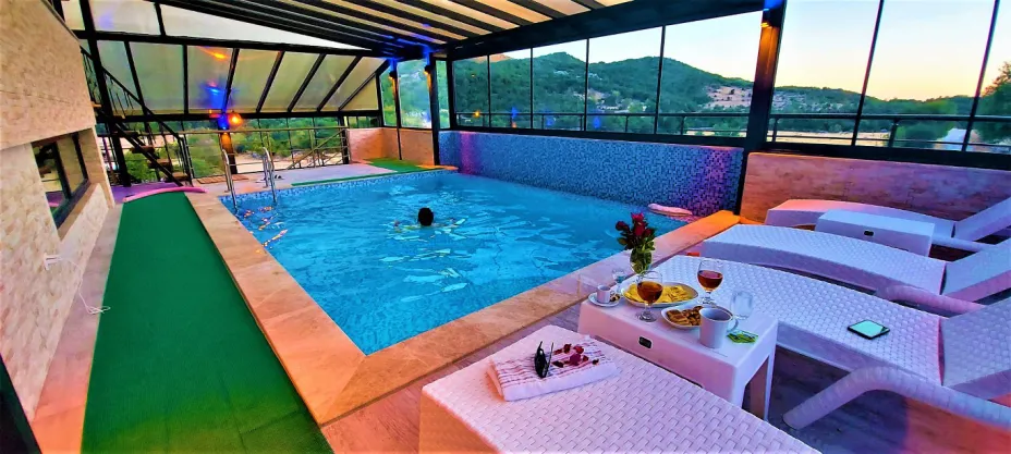 kalkan-ikizce-kiralik-villa-esinti-ikizce4_605.jpg