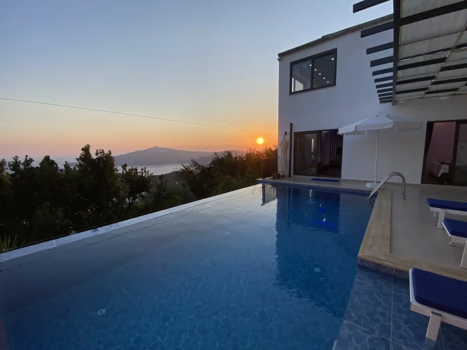 kalkan-kiralik-villa-zeytin-kalkan44-7932.jpg