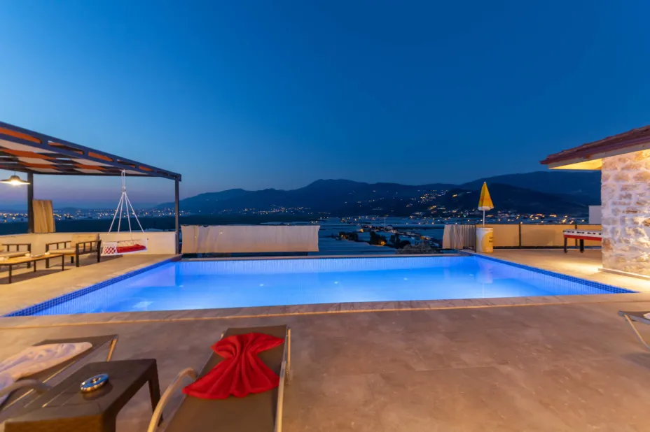 kalkan-korunakli-muhafazakar-kiralik-villa-esyada10-7117.jpg
