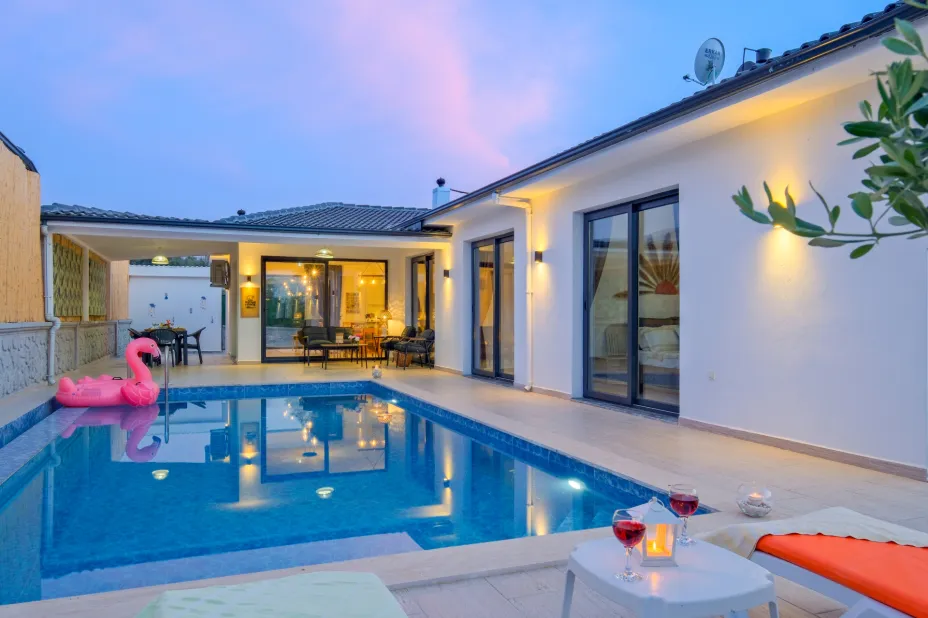 seydikemer-kadikoy-kiralik-villa-tulu77-8412.jpg