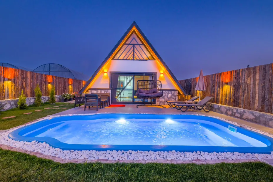 seydikemer-karadere-kiralik-villa-yosun8-9263.jpg