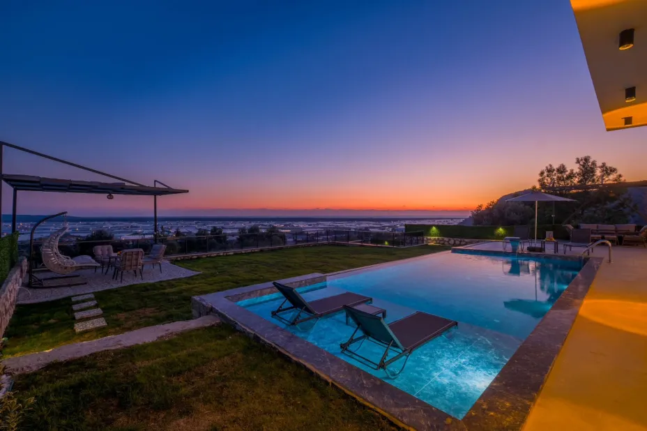 seydikemer-kiralik-muhafazakar-villa-saoda49-2137.jpg