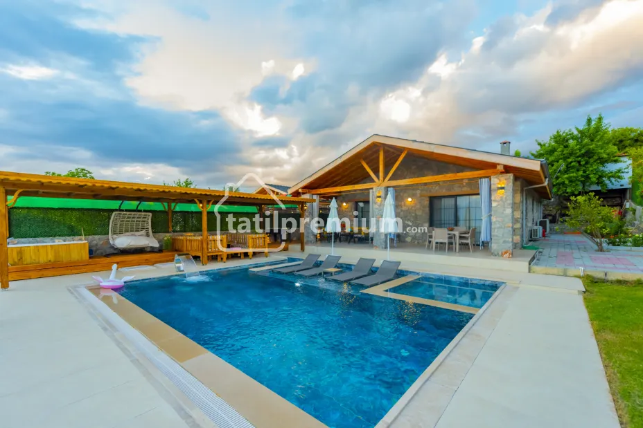 seydikemer-kiralik-villa-basak-2-8432.jpg