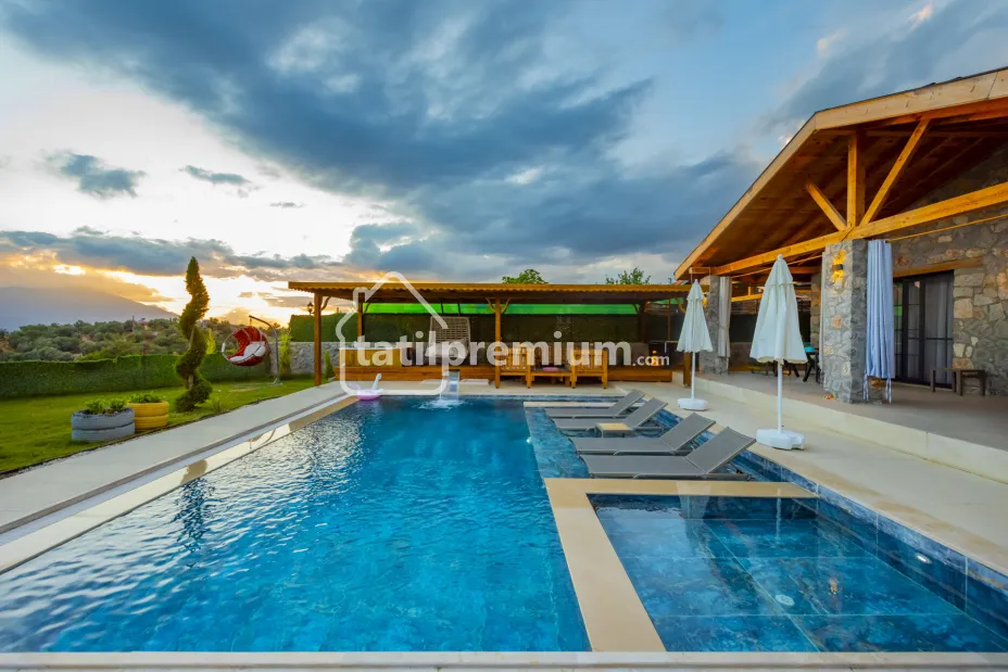 seydikemer-kiralik-villa-basak-3-5947.jpg