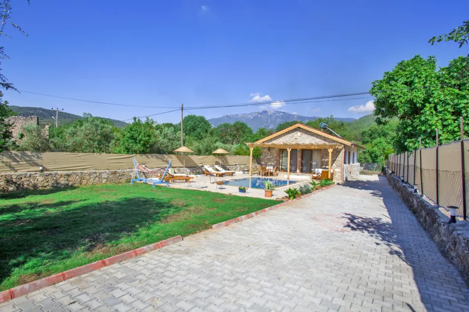 tatil-premium-kayakoy-kiralik-korunakli-villa-esen-5-6008.jpg
