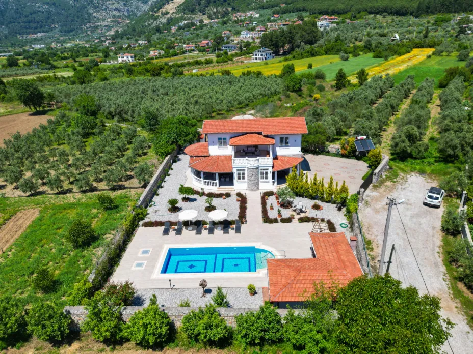 tatilpremium-yesiluzumlu-villa-estelle-1_59.jpg