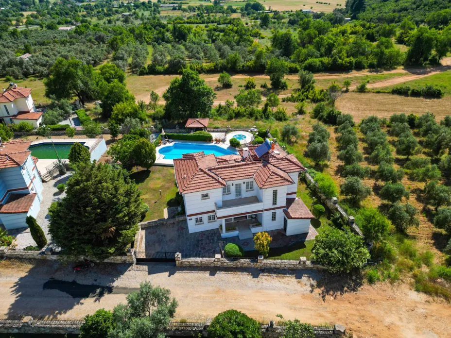 tatilpremium-yesiluzumlu-villa-karandjo-4_704.jpg