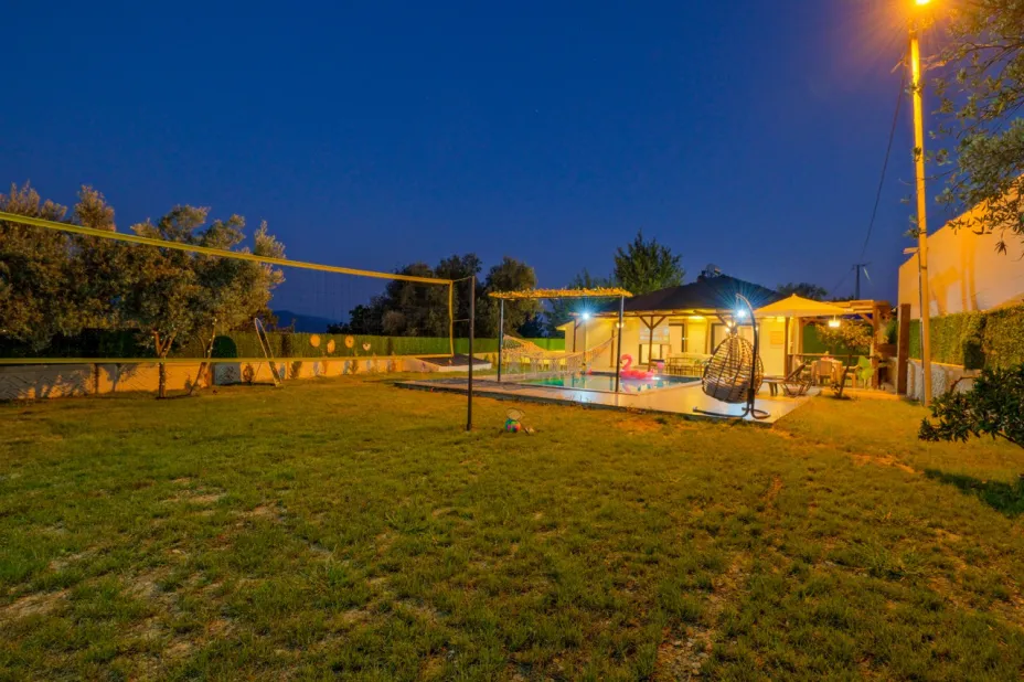 villa-botanica-seydikemer-kiralik-villa-47_591.jpeg